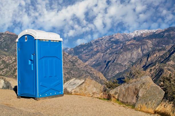 Best Emergency porta potty rental  in Apple Mountain Lake, VA